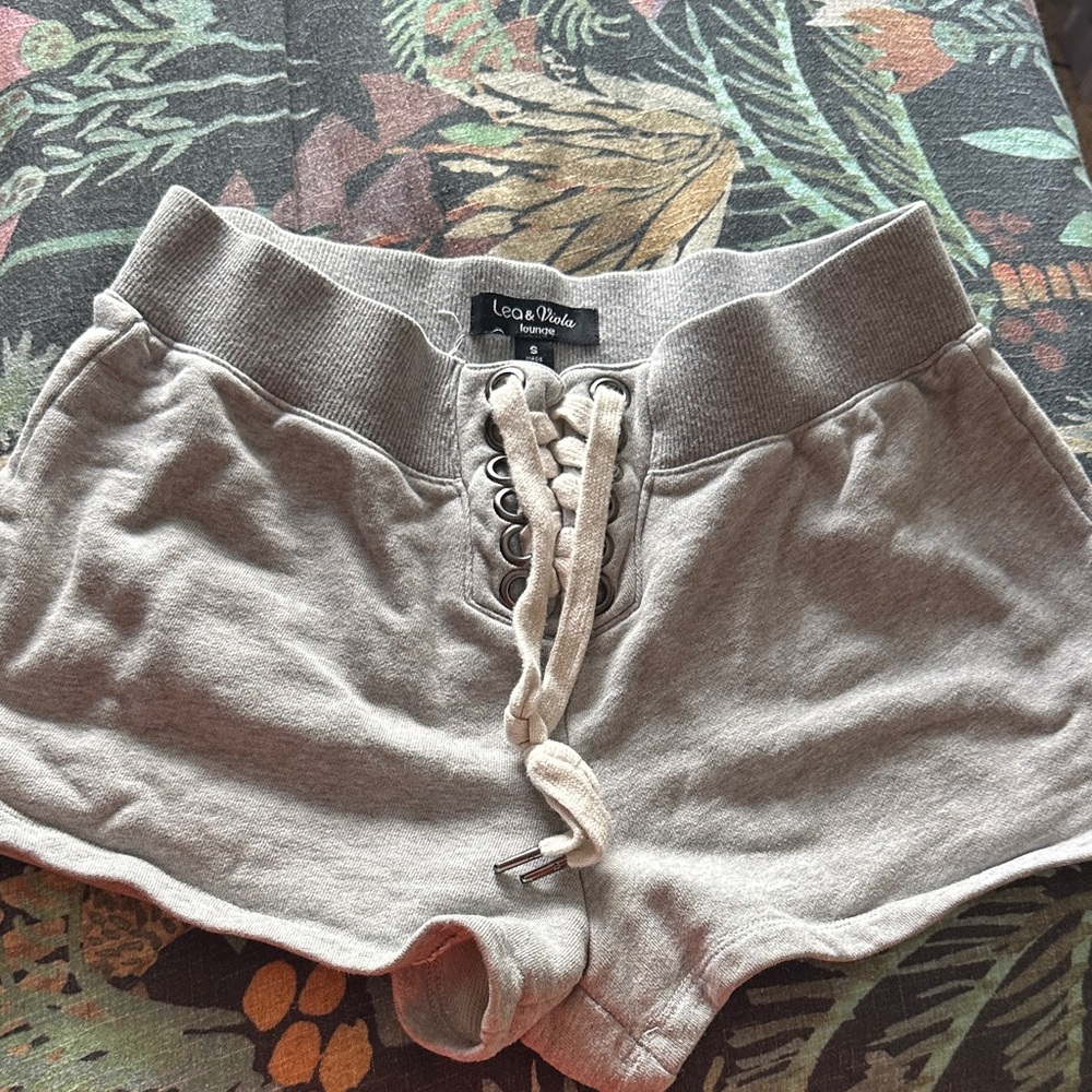 Lea & Viola Lace-Up Lounge Shorts – Ash Gray (S)